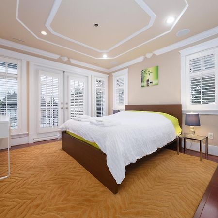 Oakridge Luxury Homestay Vancouver Exteriör bild