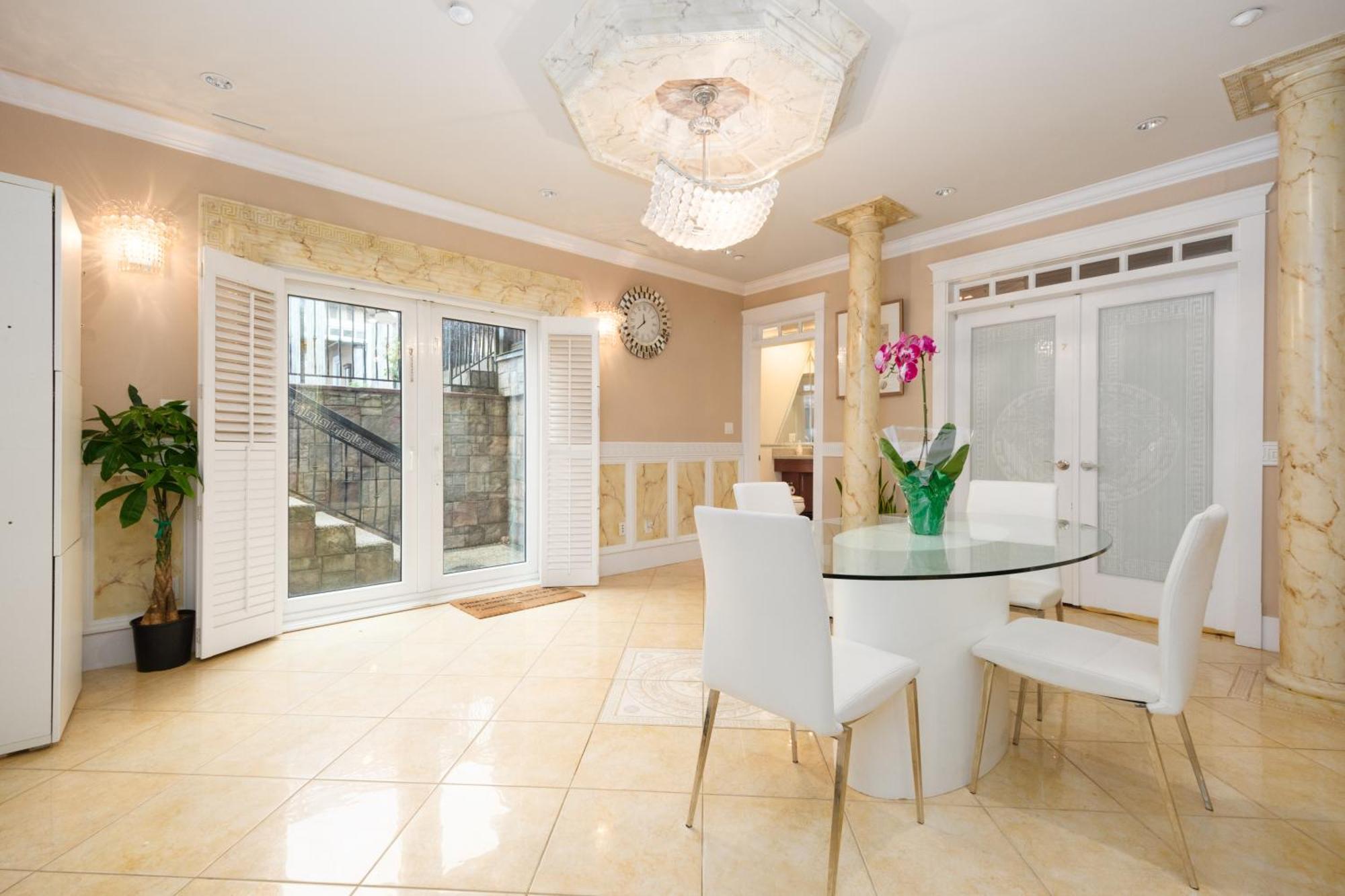 Oakridge Luxury Homestay Vancouver Exteriör bild