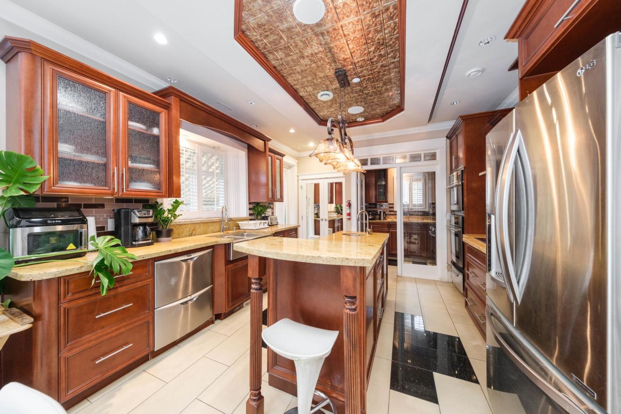 Oakridge Luxury Homestay Vancouver Exteriör bild